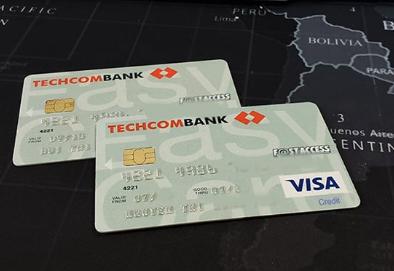 Thẻ tín dụng mang đến cho khách hàng nhiều tính năng tiện ích và tiện lợi